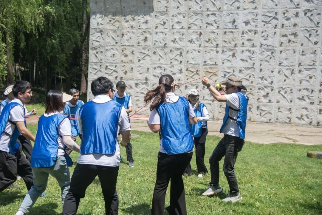 熱辣滾燙 揚(yáng)帆未來——巨人集團(tuán)公司團(tuán)建之旅