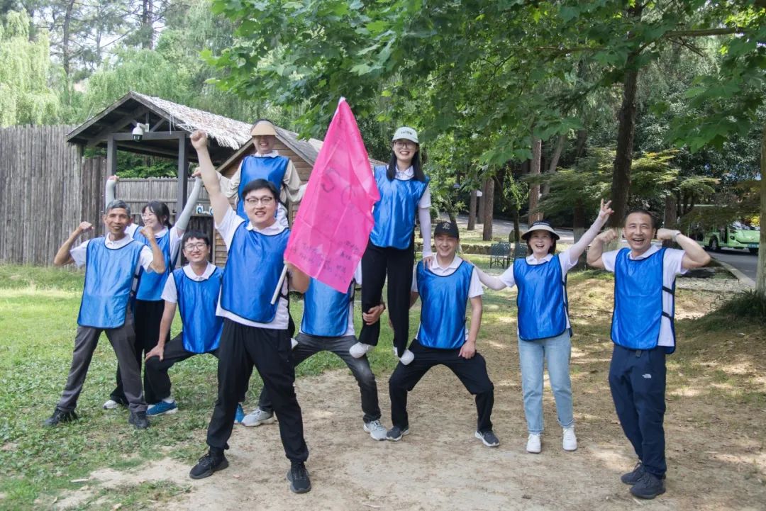 熱辣滾燙 揚(yáng)帆未來——巨人集團(tuán)公司團(tuán)建之旅