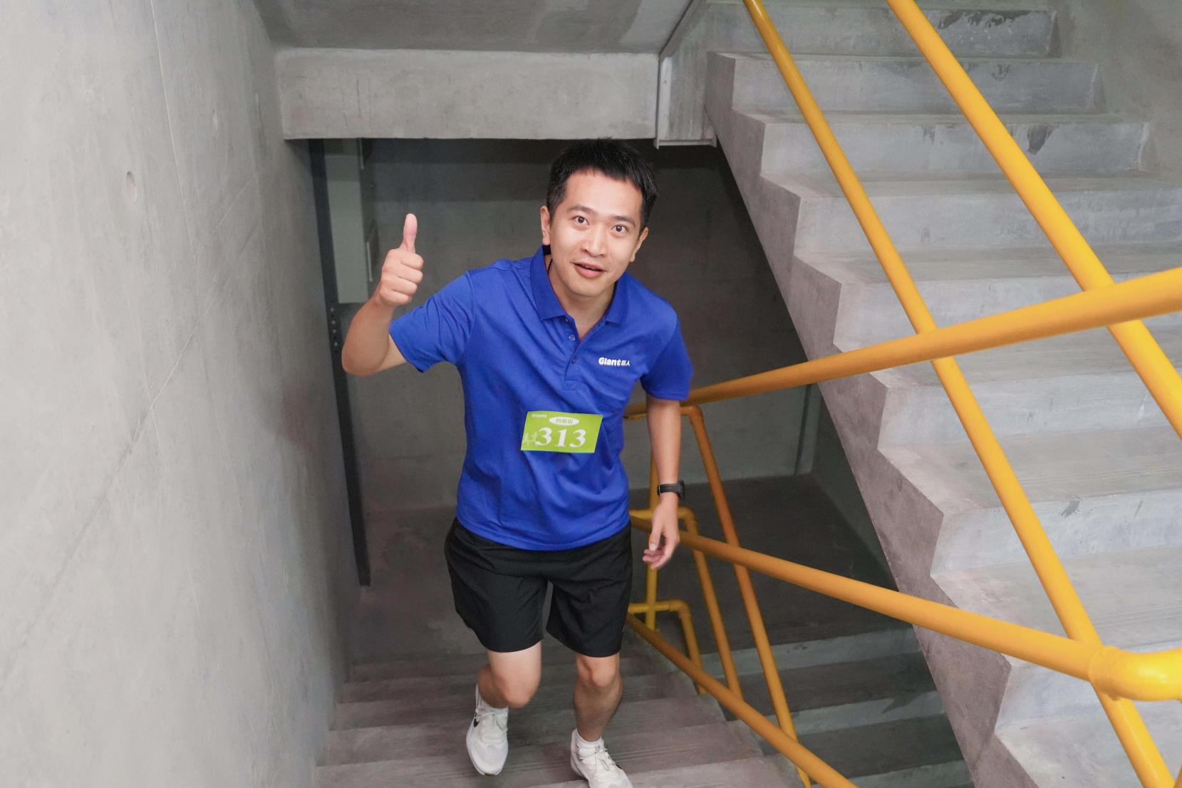 塔下再聚首 攀登勢(shì)正雄——巨龍電梯試驗(yàn)塔第六屆登高跑開(kāi)賽 塔下再聚首 攀登勢(shì)正雄——巨龍電梯試驗(yàn)塔第六屆登高跑開(kāi)賽