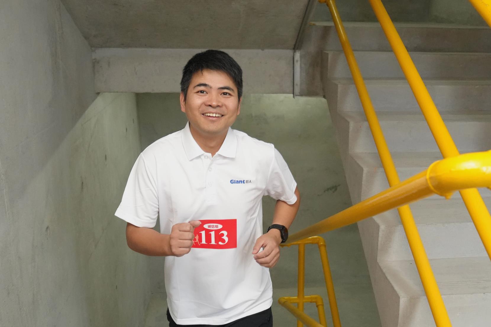 塔下再聚首 攀登勢(shì)正雄——巨龍電梯試驗(yàn)塔第六屆登高跑開(kāi)賽 塔下再聚首 攀登勢(shì)正雄——巨龍電梯試驗(yàn)塔第六屆登高跑開(kāi)賽